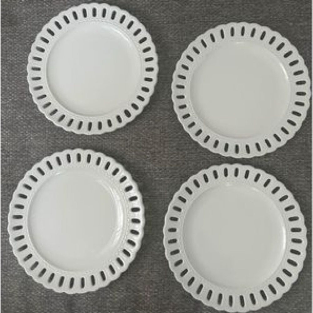 Set of four Portmeirion Studio Valerie Dinner Plates